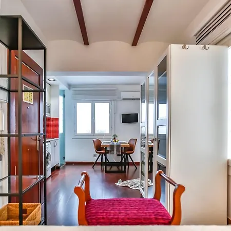 Apartamento Ghat Montroig
