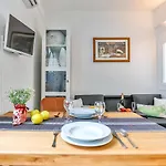 Apartment Ghat Montroig *