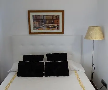 Ghat Montroig Apartment Sitges